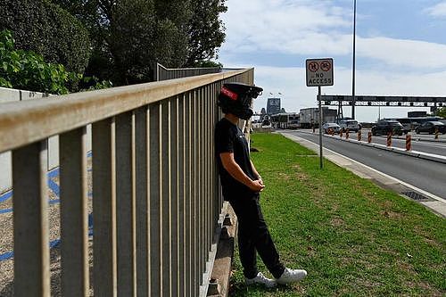 500万粉丝网红带队硬闯海港大桥，事情闹大后被迫道歉！警方调监控抓人（组图） - 3