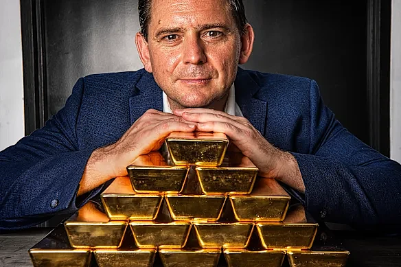 澳洲金价冲破$8000大关,金矿股狂涨400%超超市巨头,现在是入场时机吗?(组图) - 1