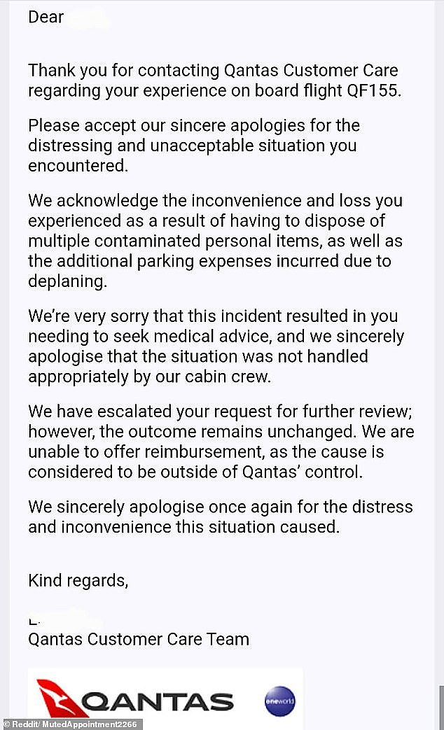 “我在呕吐物中浸泡!”墨尔本航班发生恶心一幕,Qantas处理不当引发全网炮轰(图) - 1