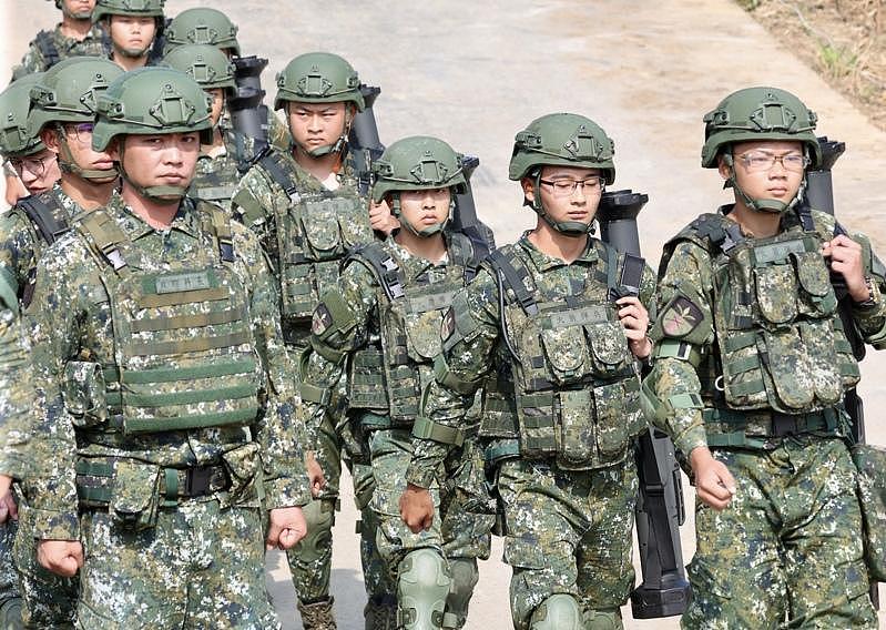 赖清德拒发3万加薪,国民党:没士气,武器就是废铁(图) - 1