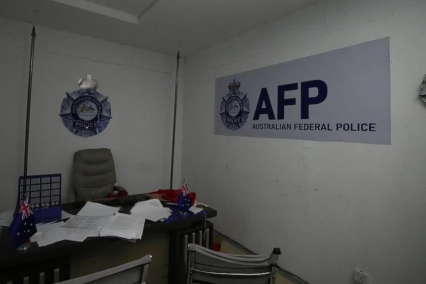 柬埔寨诈骗窝点惊现假冒澳洲警察局!当局紧急预警,揭背后操作真相(组图) - 3