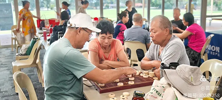年近情切心更热(组图) - 7