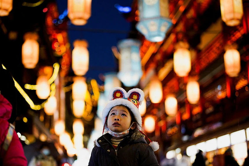 2026火马年春节将至：各地庆典活动全攻略，风水师预警“火马”不寻常（组图） - 8