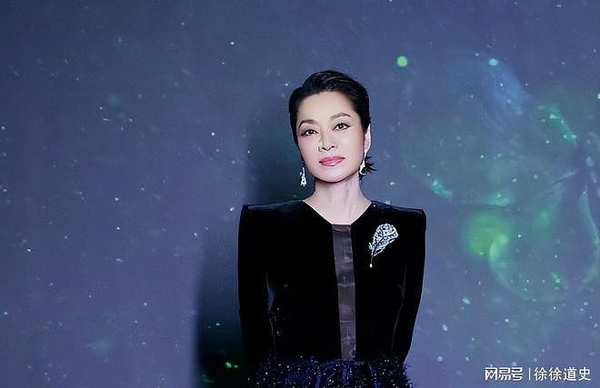 260亿遗产直接放弃!中植集团暴雷后,才知带女儿赴美生活的毛阿敏有多清醒(组图) - 5