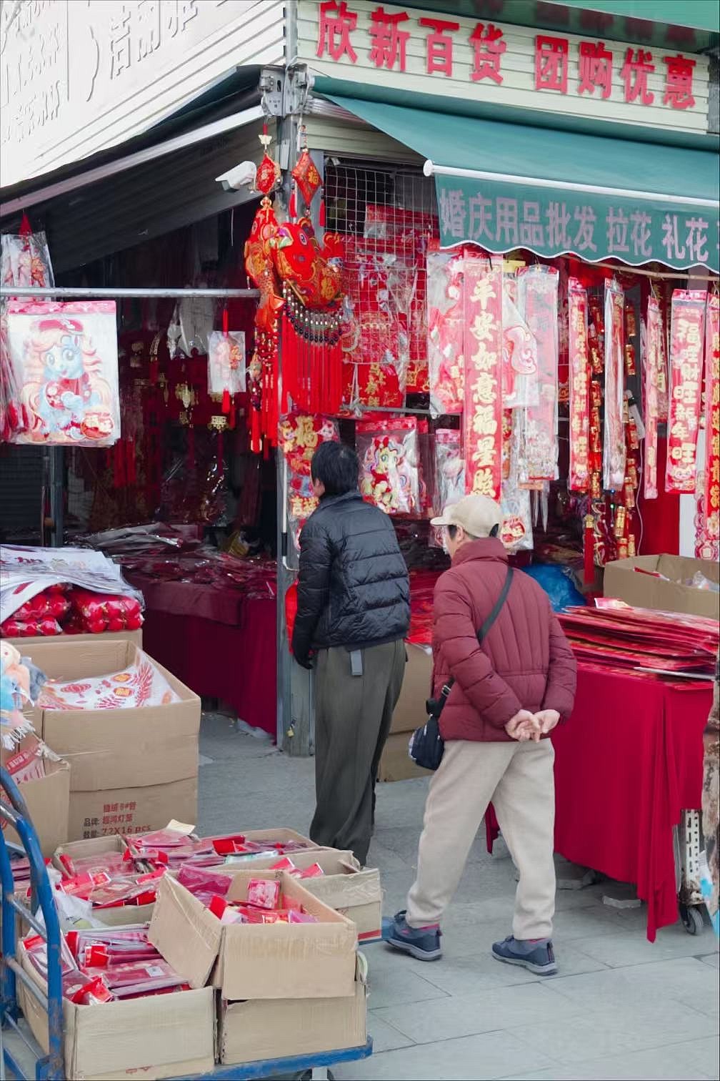 中国留学生带澳洲消防员日历回国过春节！澳洲亚裔跨洋“朝圣”，只为那口最正宗的家乡味（组图） - 7