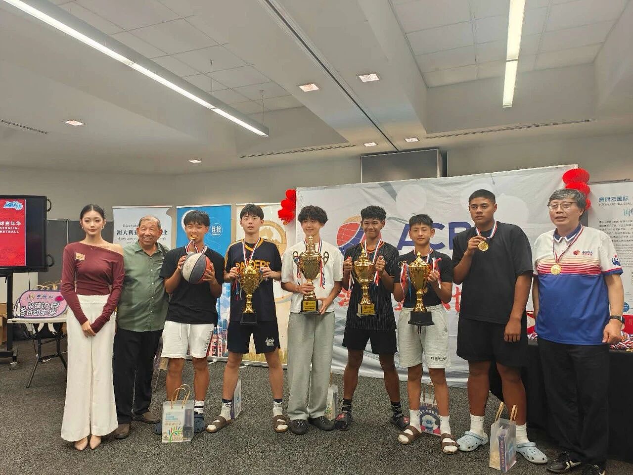 篮动新春,情连中澳——澳中篮协春节篮球嘉年华(组图) - 35