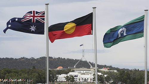 英国王子涉爱泼斯坦案被捕！澳洲改制共和呼声再起，艾博年回应（组图） - 2