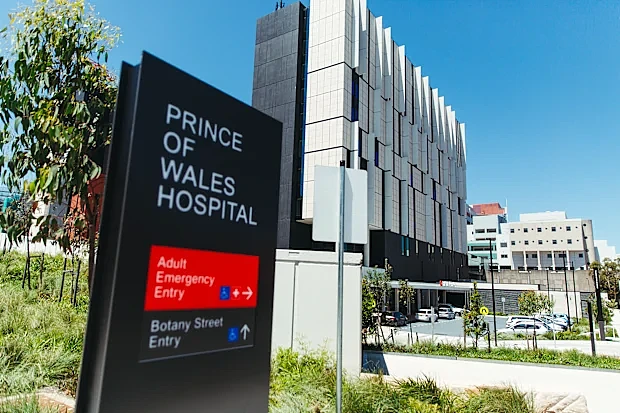 负债$16亿濒临破产!澳私立医院巨头转型,1.8万员工能否保住饭碗?(组图) - 3
