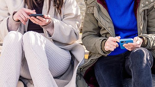 澳洲年轻人集体“断网”？离线包风靡全澳，女子花$80告别手机成瘾（组图） - 2