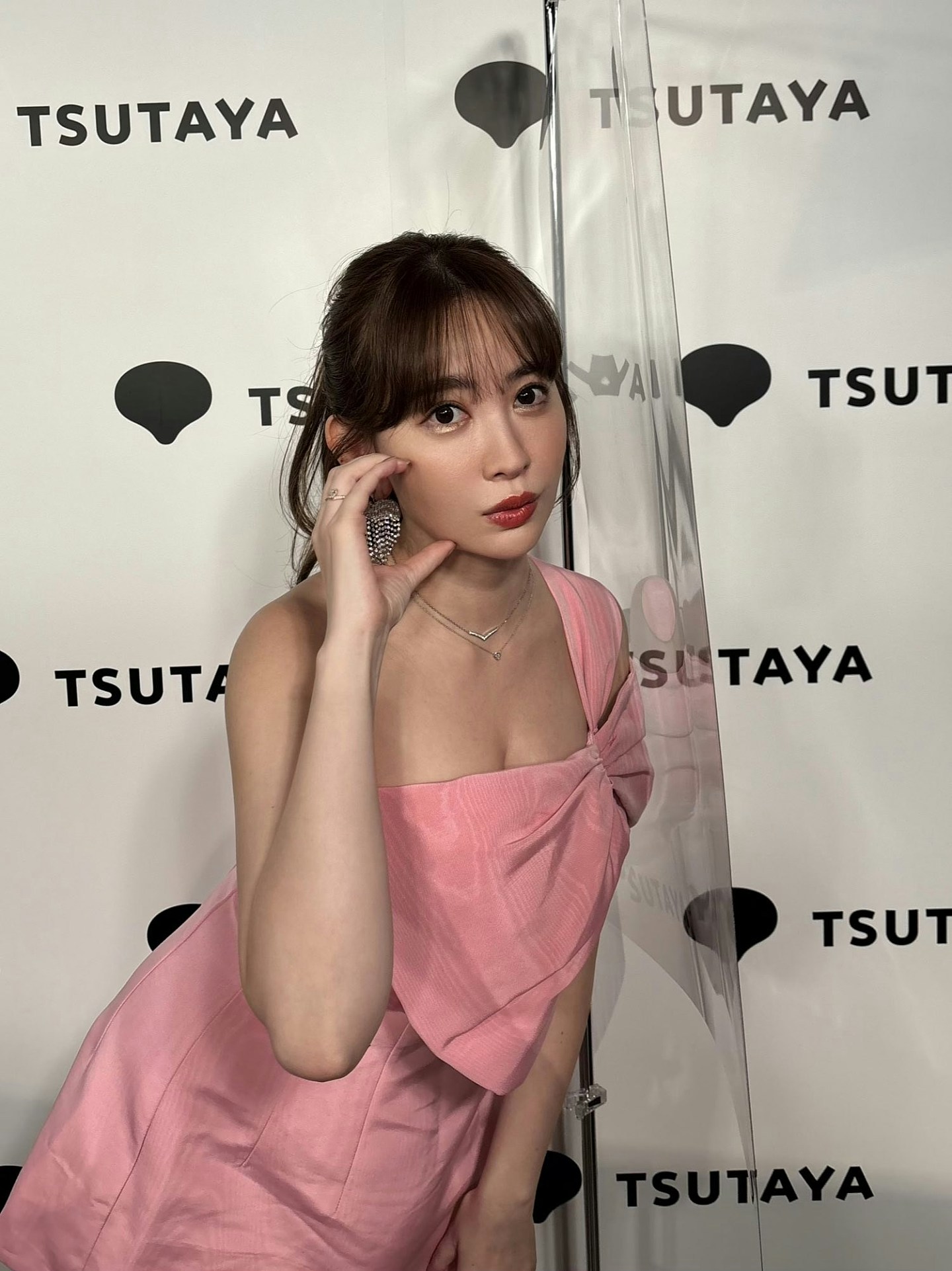 42岁中国留学生在东京强抱女星小嶋阳菜，获刑8个月：以为有交往机会（组图） - 8