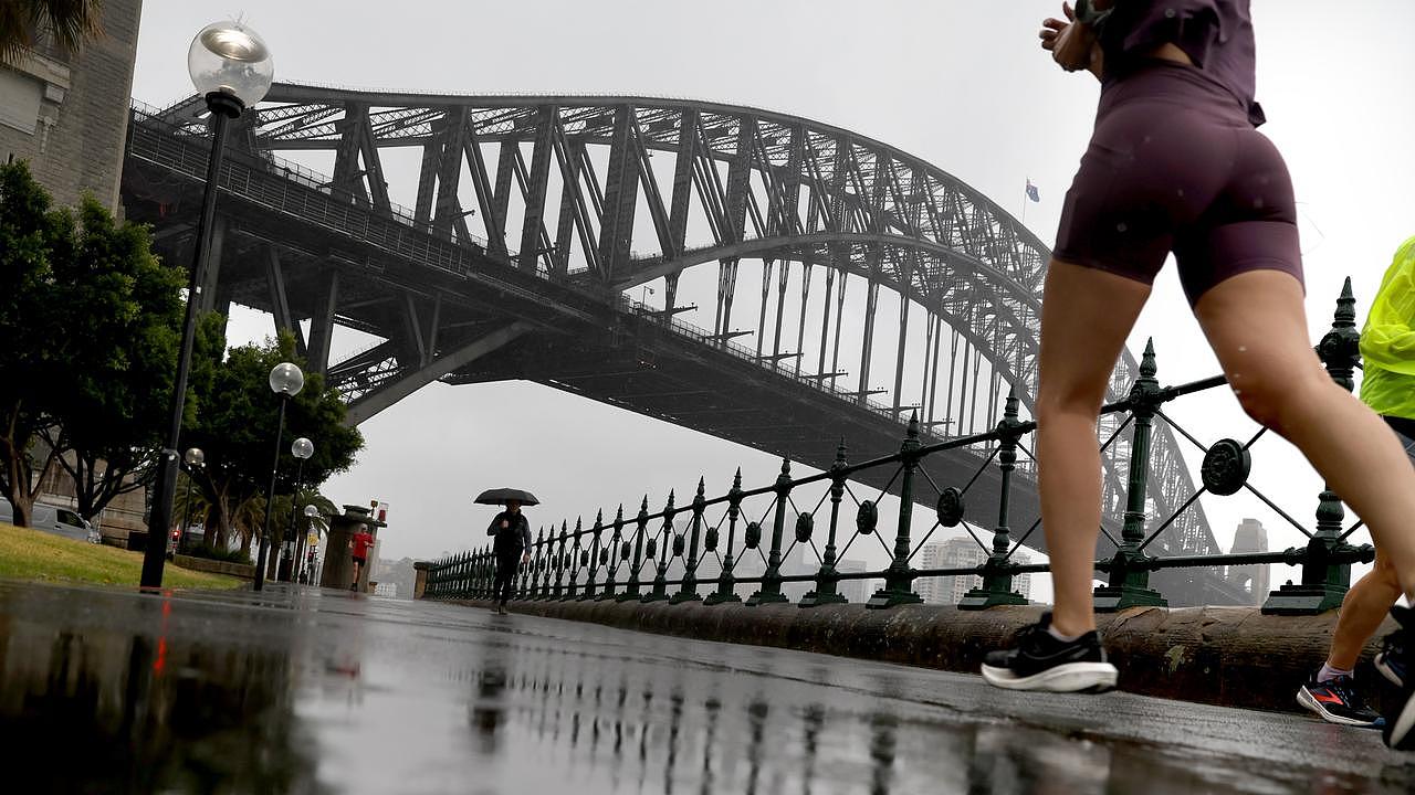 3小时降雨超100毫米!悉尼迎特大暴雨,晚高峰通勤陷瘫痪,逾3000户家庭断电(组图) - 4
