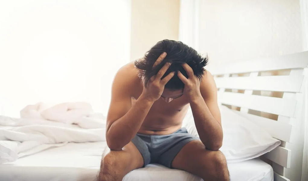 晨勃减少竟是心脏病前兆？专家警告：忽视5大信号，早死风险或飙升70%（组图） - 1
