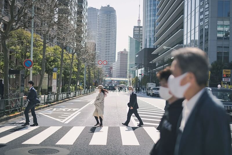 日本麻疹病例创7年新高！1人可传18人，专家：普通口罩防不住（组图） - 1