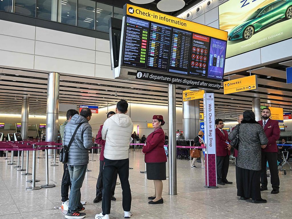 中东领空关闭致航线瘫痪，澳专家急告旅客：千万别主动退票，否则损失惨重（组图） - 4
