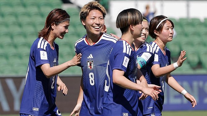 珀斯热浪36度!2026女足亚洲杯:日本女足补时破门3-0胜台湾(图) - 1