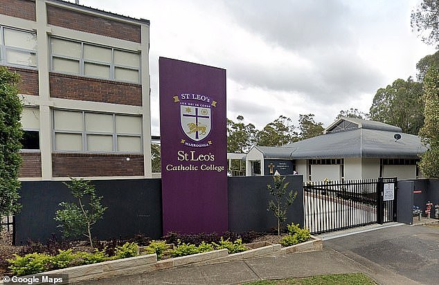学生上厕所家长即收短信！悉尼名私校出奇招，只为监管破坏公物恶行 - 1