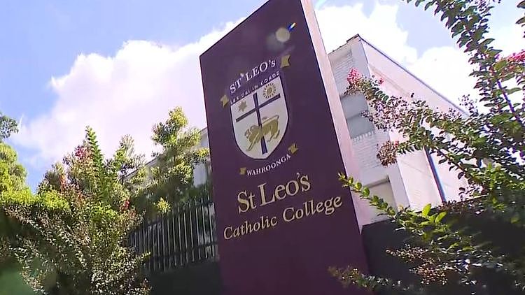 悉尼私校装监控追踪学生如厕:孩子进出厕所家长秒收通知?!(组图) - 1
