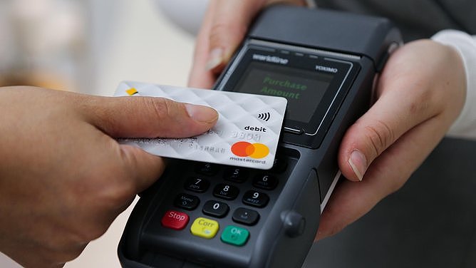 澳洲三分之一持卡人从不查账单，换卡每年可省数百元（组图） - 1