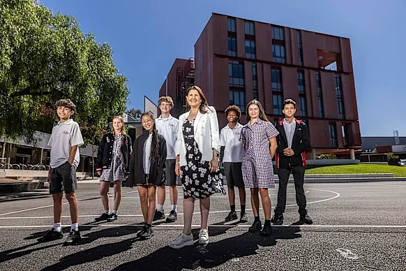 与公校成对比!维州私校学费飞涨人数却激增,专家:成家长“身份象征”(组图) - 1
