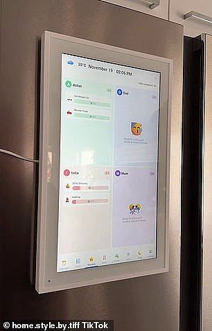 Kmart售价$199智能日历补货：曾遭疯抢秒下架，澳女直呼终于等到了（组图） - 6
