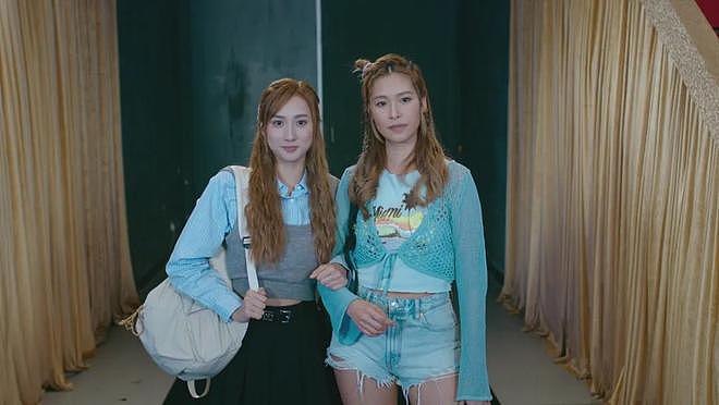 钟柔美校服Look再现一字马，莫纳什校友谢采芝身世曝光（组图） - 10