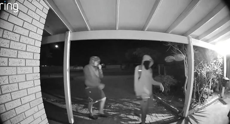珀斯社区持械团伙出没，居民拍下恐怖画面，“并非第一次光顾”（GIF/组图） - 5