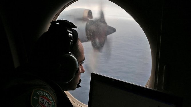 悬赏$9900万搜寻依然无果!MH370失踪12年,家属呼吁延长合同(图) - 1