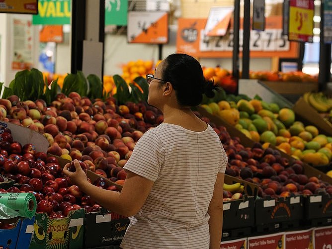 澳洲油价飙升引发恐慌性抢购,食品与电费或在一周内迎来涨价潮(组图) - 2
