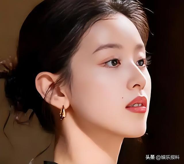 章泽天带女儿度假!请30万育儿师随行,刘强东7岁女儿侧颜曝光(组图) - 1