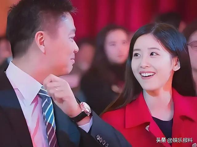 章泽天带女儿度假!请30万育儿师随行,刘强东7岁女儿侧颜曝光(组图) - 4