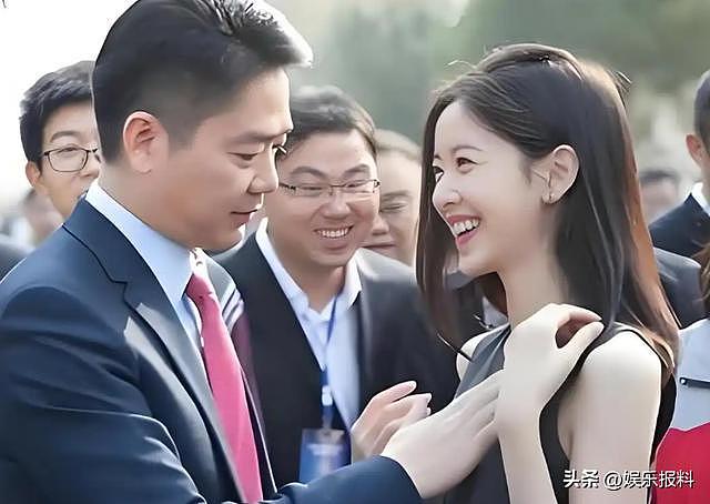 章泽天带女儿度假!请30万育儿师随行,刘强东7岁女儿侧颜曝光(组图) - 5
