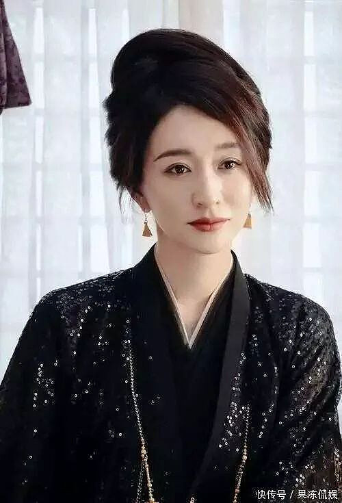 47岁李小冉街头生图，路人大叔看呆（组图） - 10
