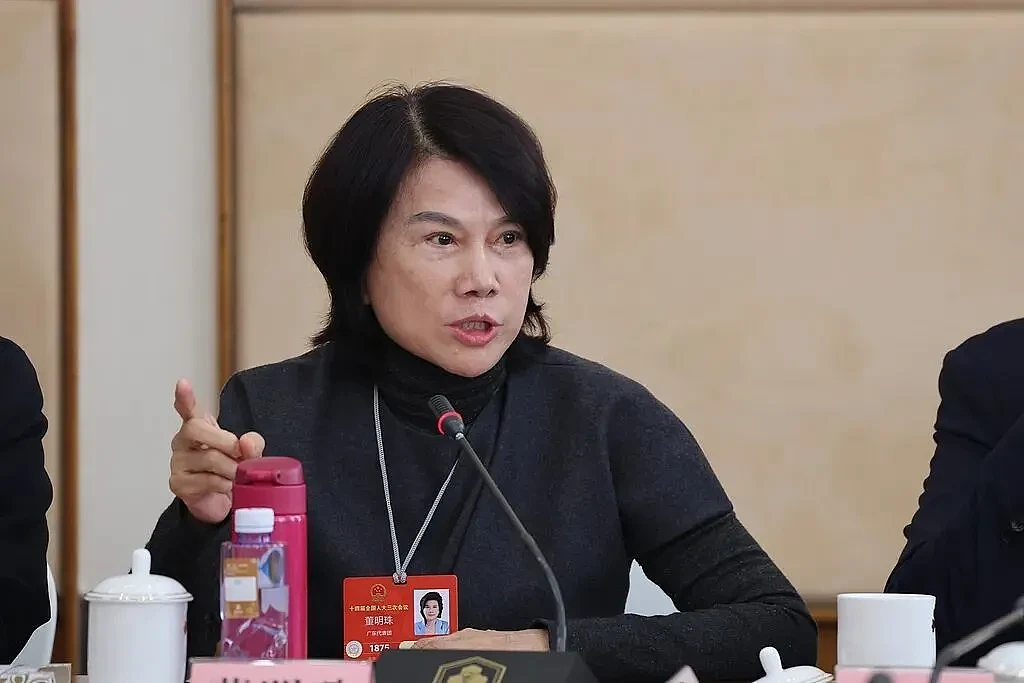 董明珠：年轻人嘴上抱怨，行动上没抱怨（图） - 1