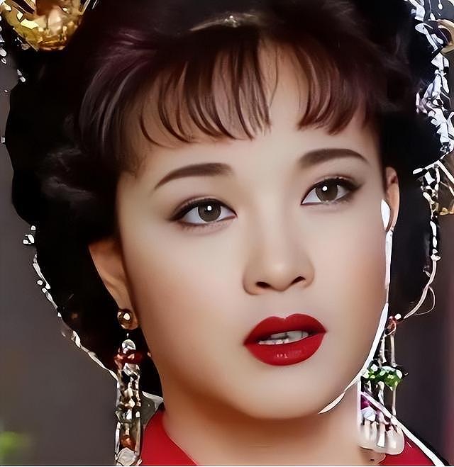 凌晨在北京去世?75岁“风流妖精”刘晓庆,给内娱明星们上了一课(组图) - 7