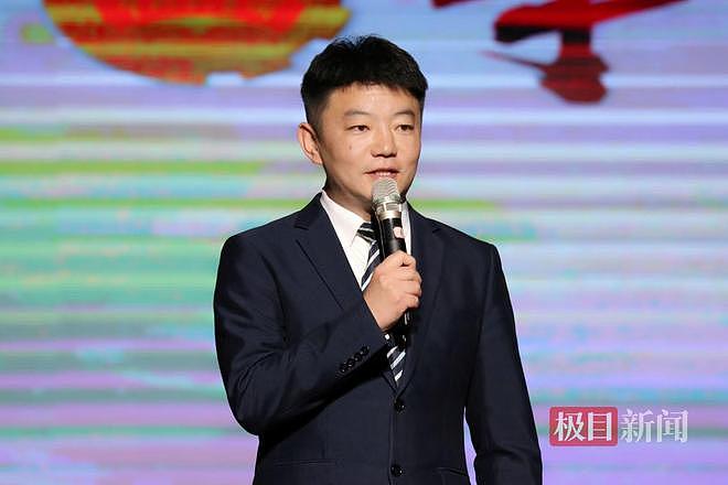 39岁山西网红“王炸姐”直播时大喊“难受”,脑干出血送医抢救仍不幸离世(组图) - 3