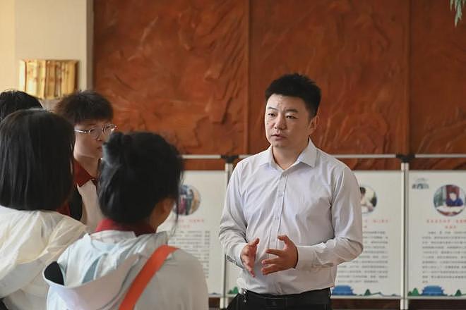 39岁山西网红“王炸姐”直播时大喊“难受”,脑干出血送医抢救仍不幸离世(组图) - 5
