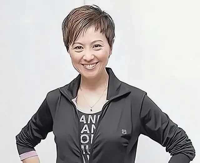 香港知名女星前夫剃度出家，看破红尘决定离婚（组图） - 7