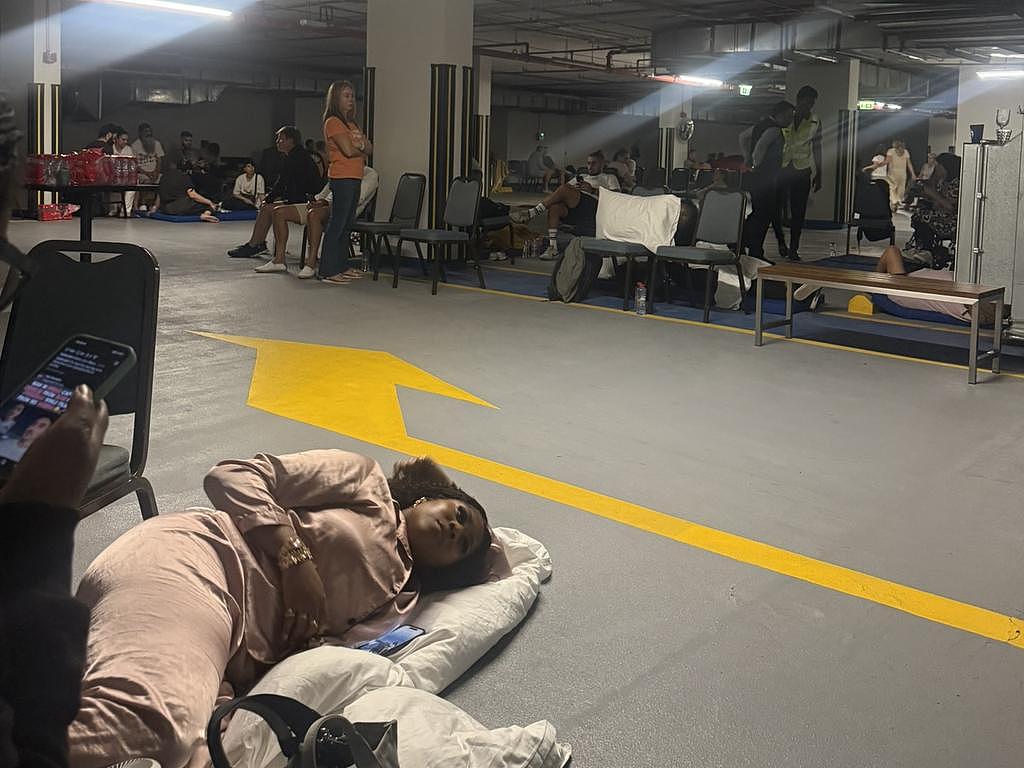 “人生最可怕一天”:墨尔本夫妇迪拜度假遇导弹袭击,48小时惊魂撤离(组图) - 7