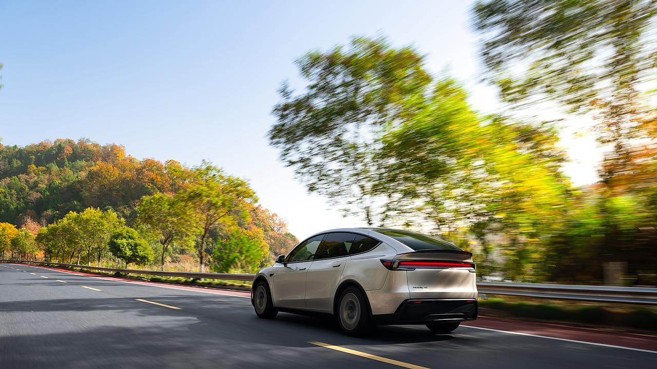 特斯拉六座Model Y L正式登陆澳洲，售价$74900起引发关注（组图） - 1