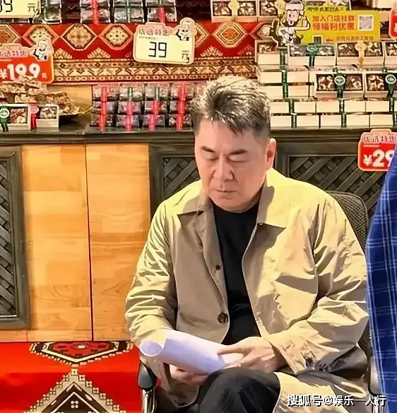 吴越万万没想到,陈建斌的两个儿子如此争光(组图) - 1