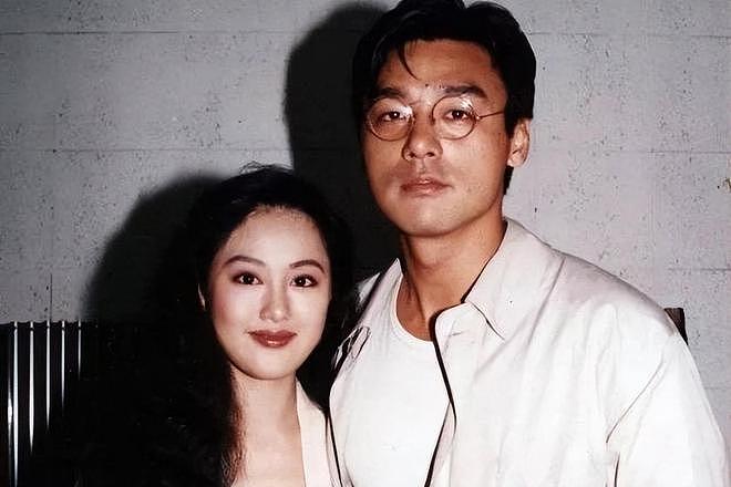 41岁仍拍三级片追求刺激？从亿万富豪再到烂片女王，她在追求什么 - 7