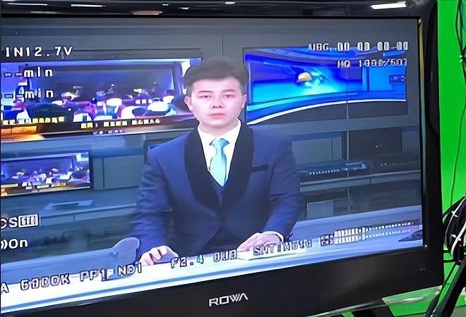 湖南新闻主持人离职后，沦为外卖骑手，戳破打工人就业的残酷现状（组图） - 2