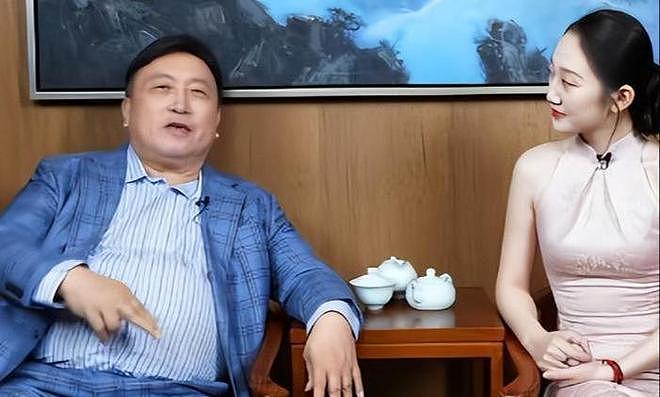 从片酬过亿到赔笑倒酒！昔日顶流明星沦为酒局“工具人”，娱乐圈残酷生存链曝光 - 9