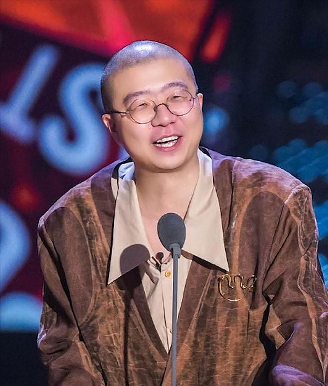 第一批“养虾人”已失眠！演员李诞自曝每天超过10小时“养龙虾” - 3