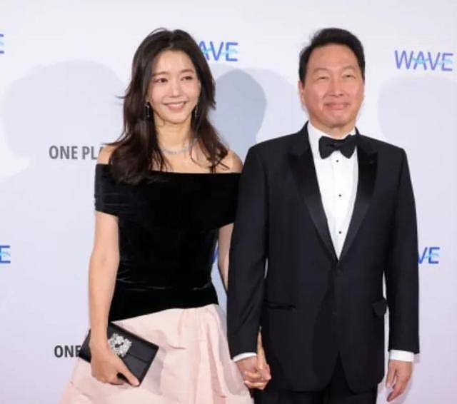 韩国世纪离婚案:财阀出轨“地表最强小三”,补偿原配73亿(组图) - 3