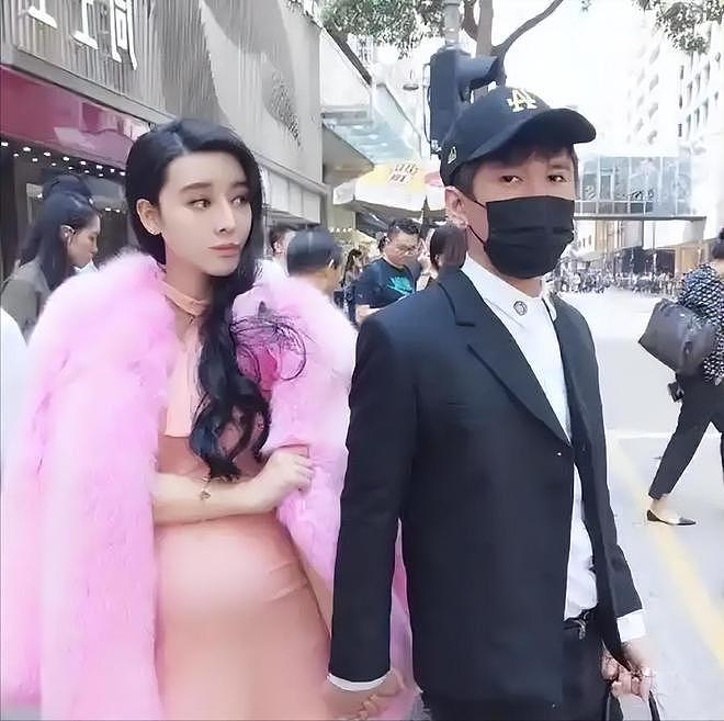 10年前，富家女花800万整成范冰冰，嫁主刀医生后，现在成这样（组图） - 4