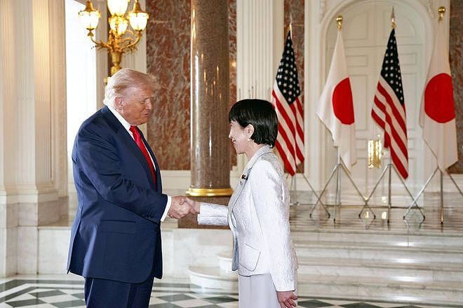 特朗普喊话日本派兵前往霍尔木兹海峡:虽然美国已摧毁伊朗,但仍然需要支持(组图) - 3