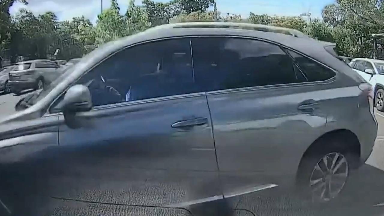 悉尼醉驾女Coles连撞5车,4周大女婴被甩出座椅险遭碾压(视频/组图) - 2