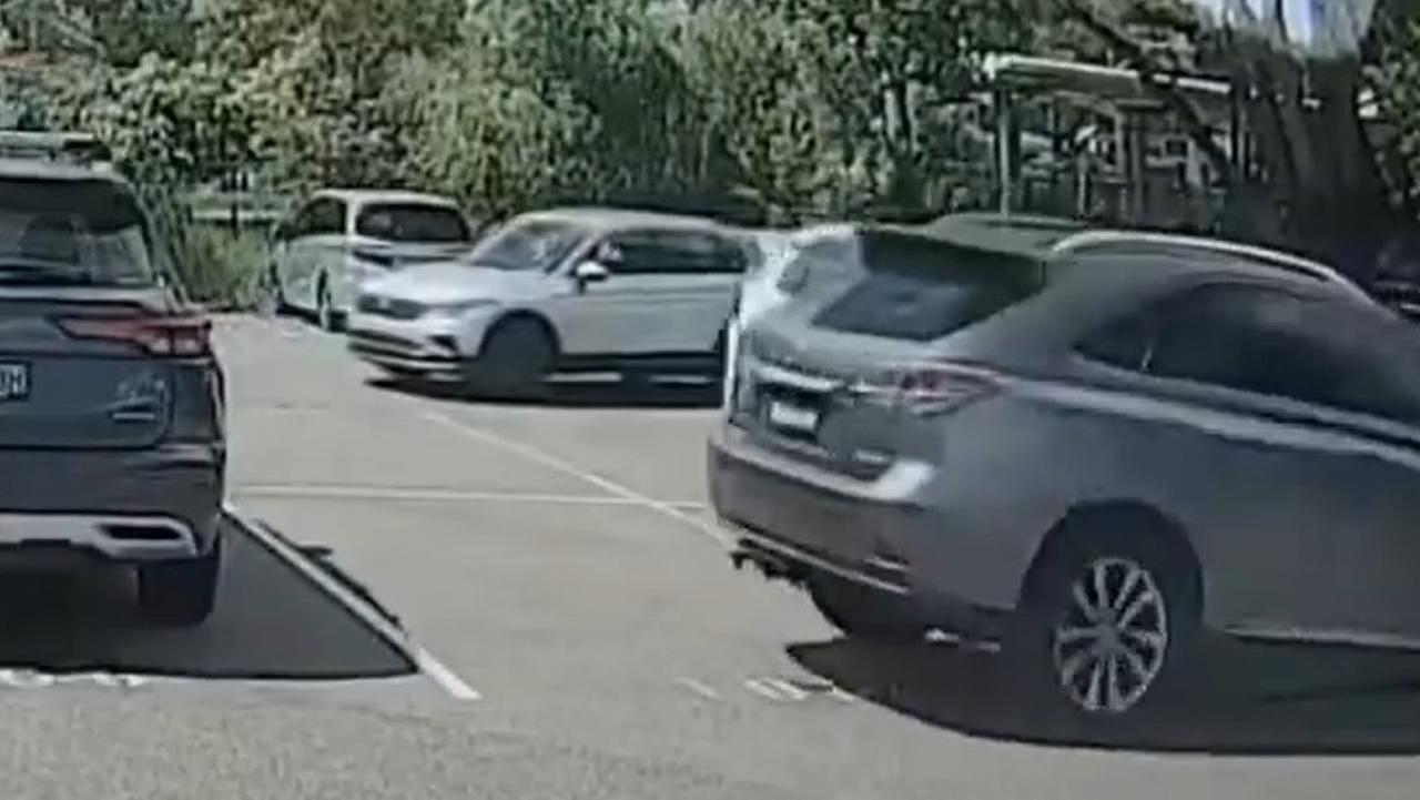 悉尼醉驾女Coles连撞5车,4周大女婴被甩出座椅险遭碾压(视频/组图) - 3