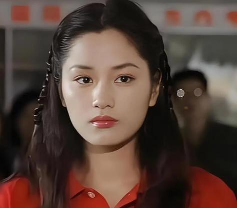 曝瞿颖在清迈给机长当后妈，好友李静曾说她婚姻幸福（组图） - 1